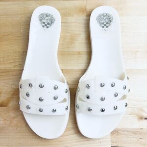 NEW Vince Camuto Emelon Creamy White Studded Jelly Slides Sandals Womens Size 10